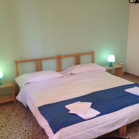 Guest House Be Happy! Florenz Exterior foto