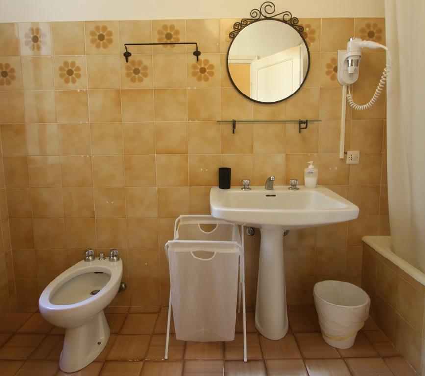 Guest House Be Happy! Florenz Exterior foto