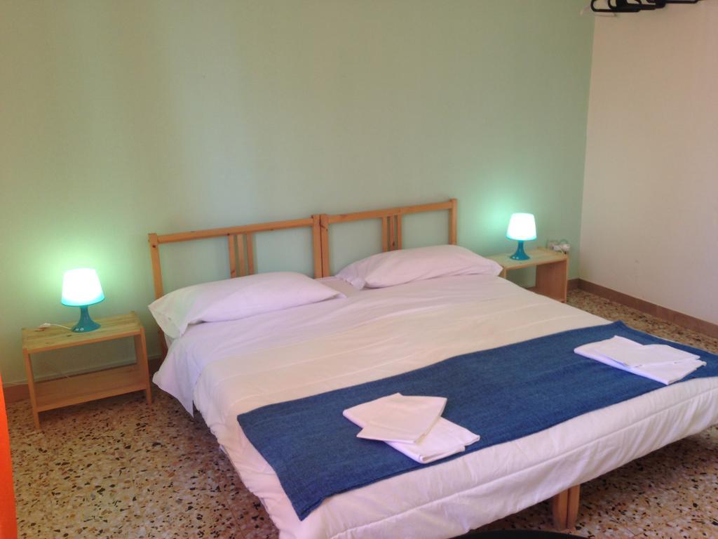 Guest House Be Happy! Florenz Exterior foto